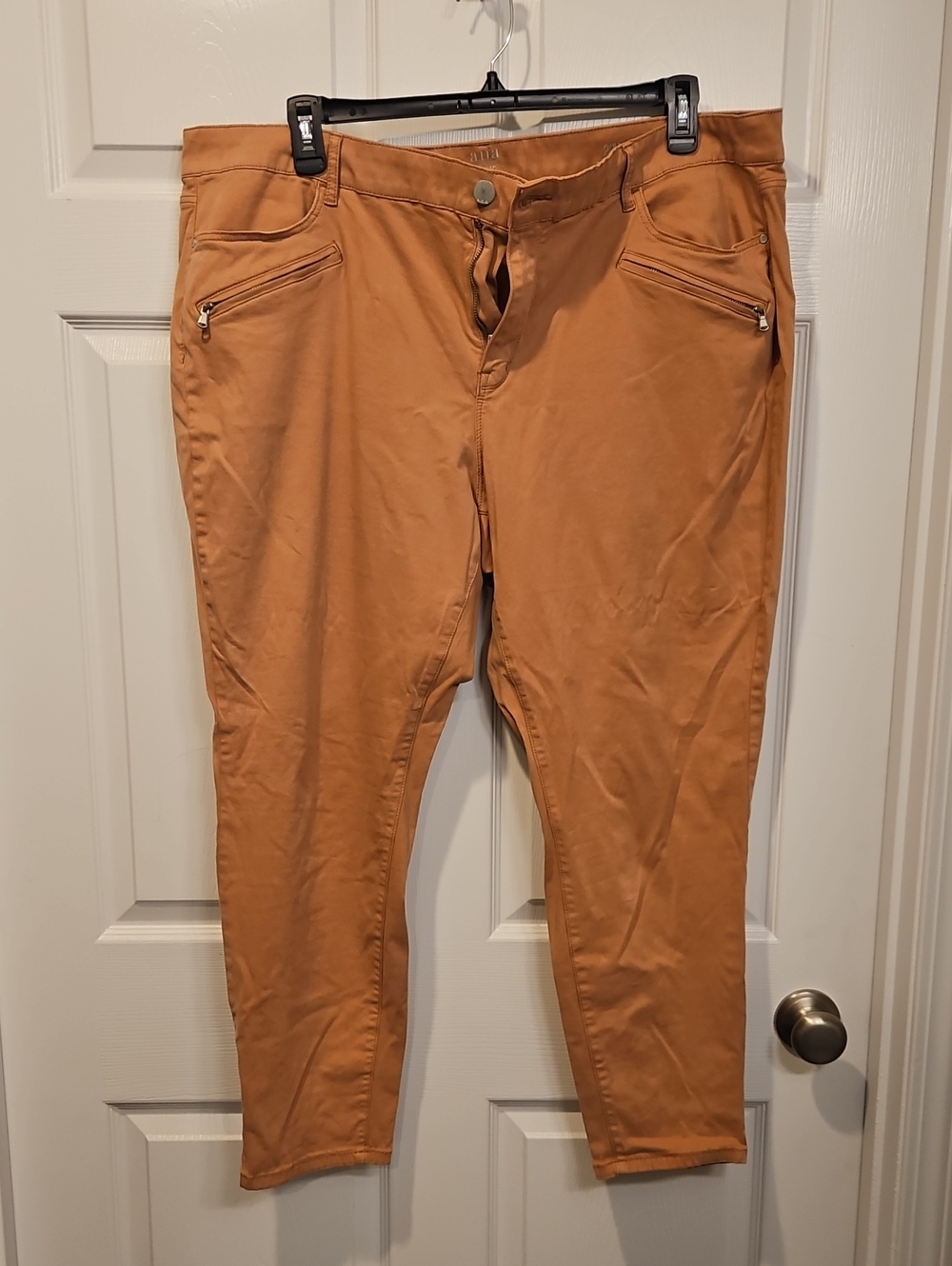 a.n.a Women's Ankle Pants - Pinkish Tan